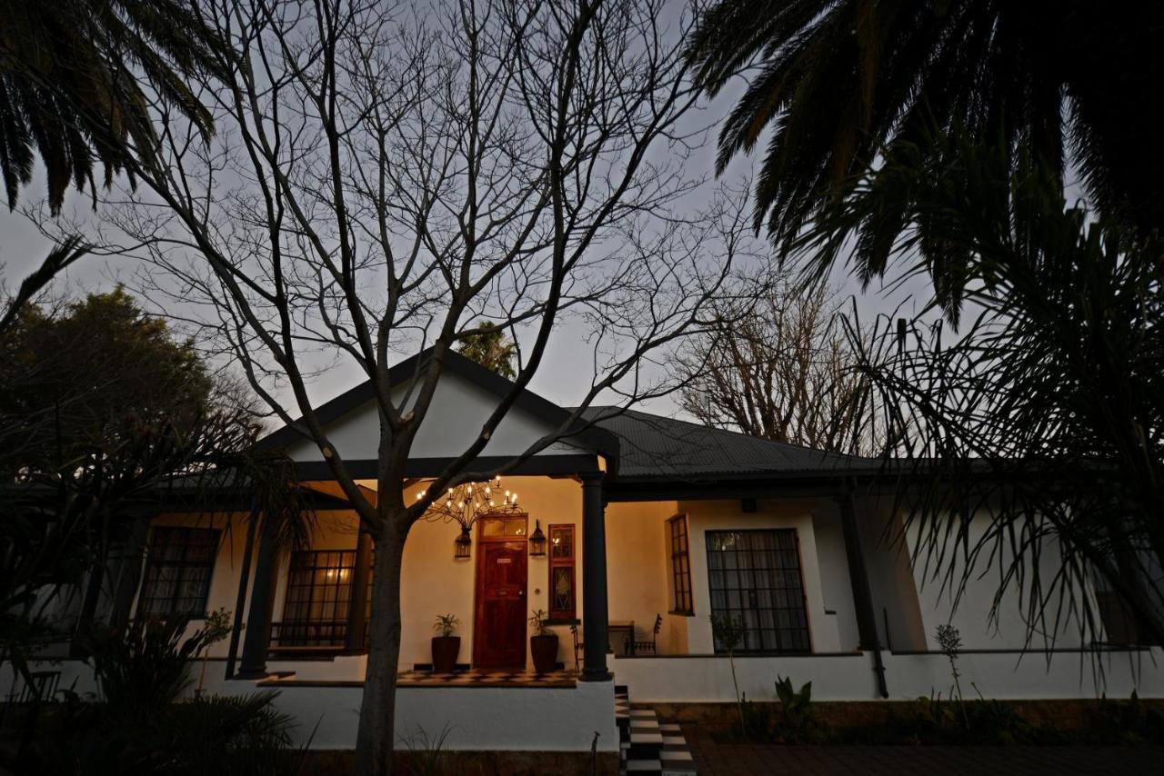 Milner House Kimberley Hotel Bagian luar foto