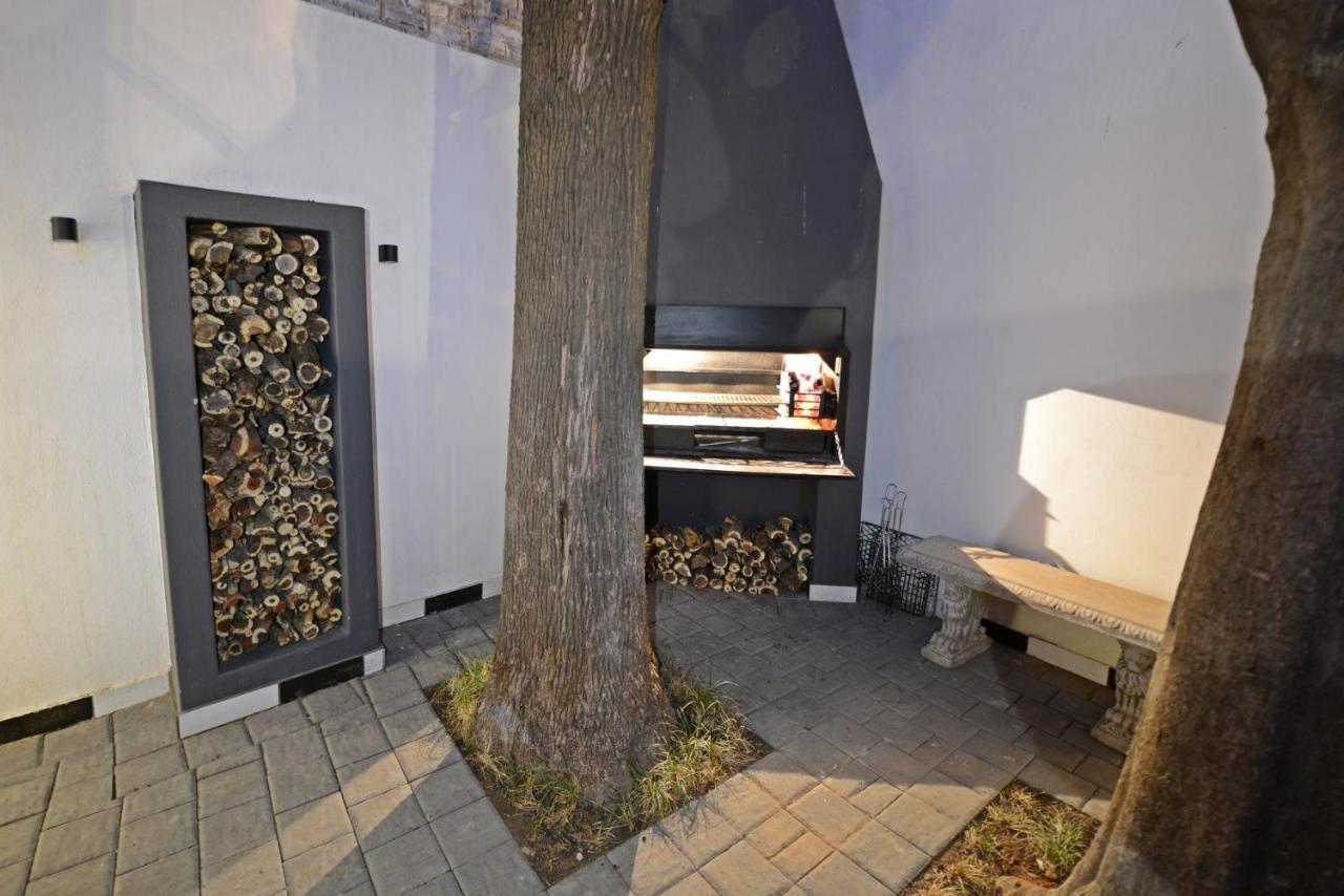 Milner House Kimberley Hotel Bagian luar foto
