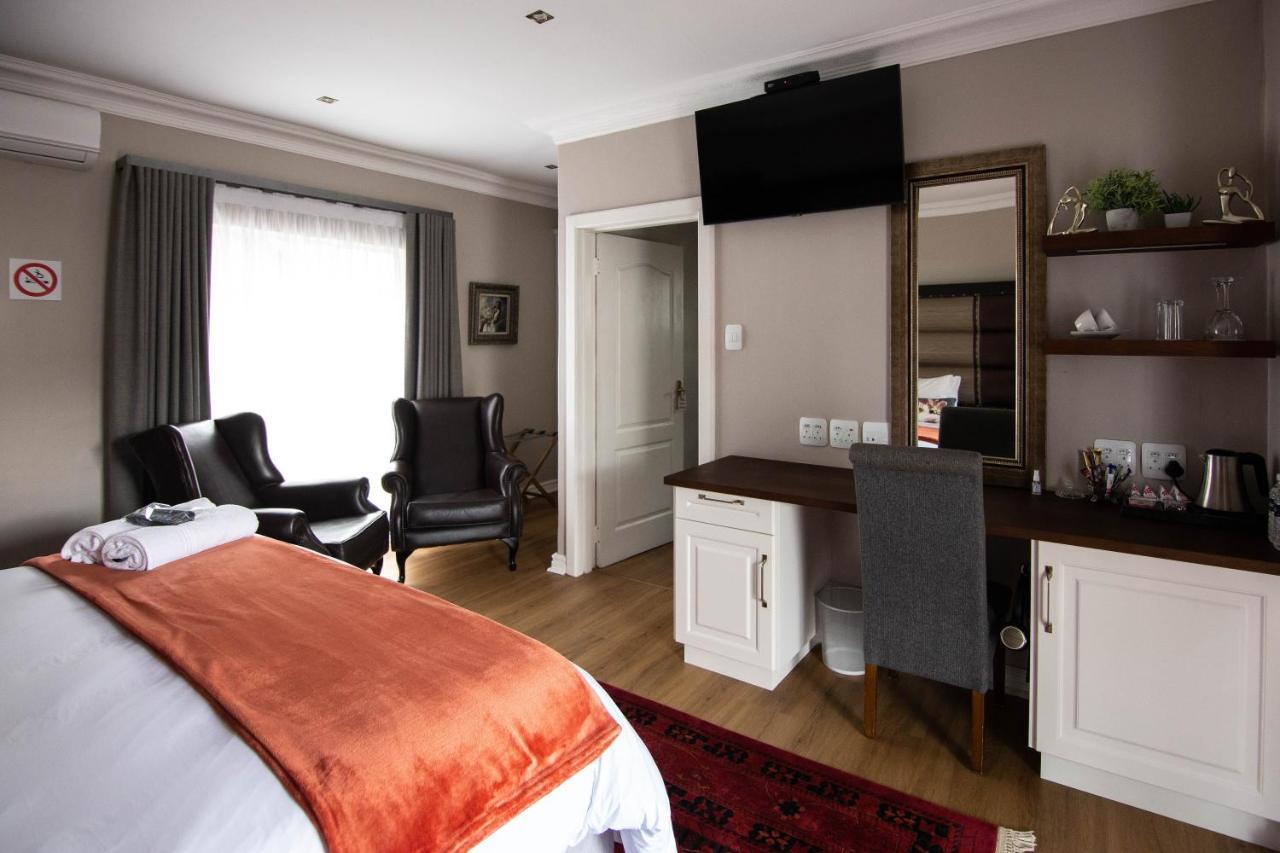 Milner House Kimberley Hotel Bagian luar foto