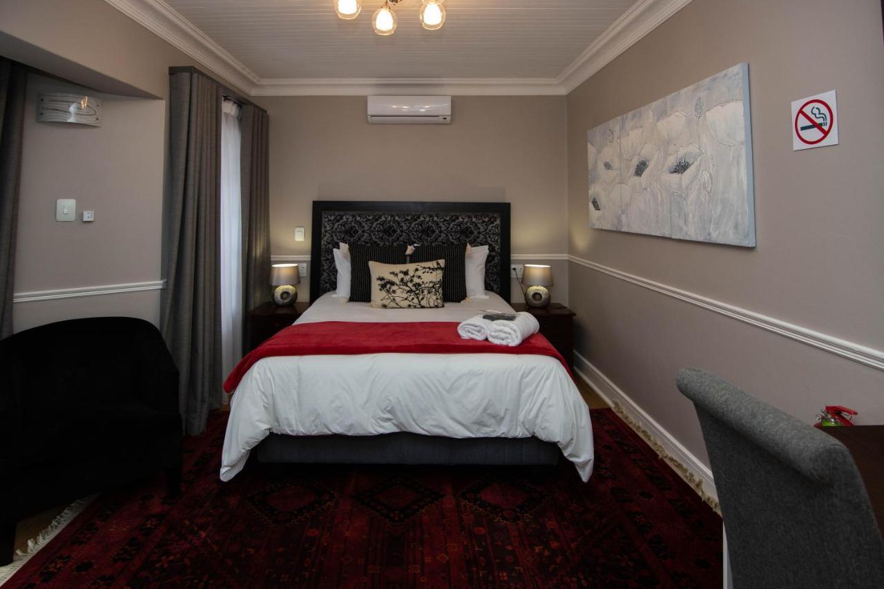 Milner House Kimberley Hotel Bagian luar foto