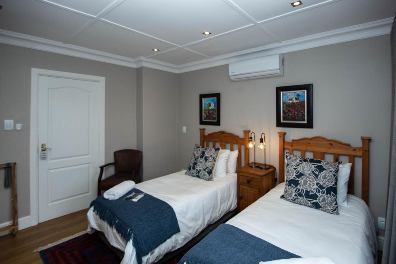 Milner House Kimberley Hotel Bagian luar foto